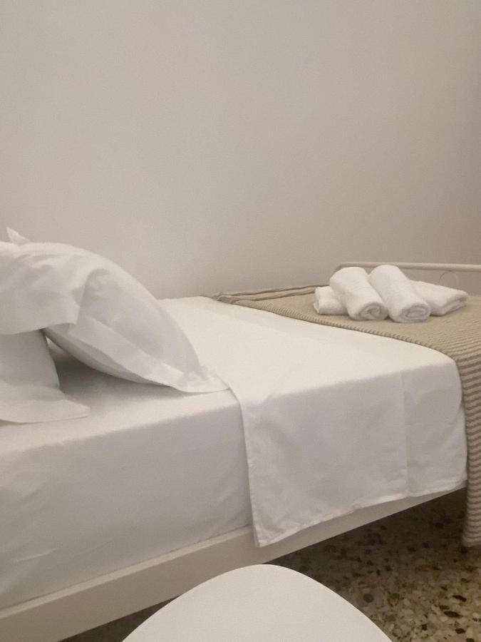 Paola'S Apartment Near Athens Airport Spáta Zewnętrze zdjęcie